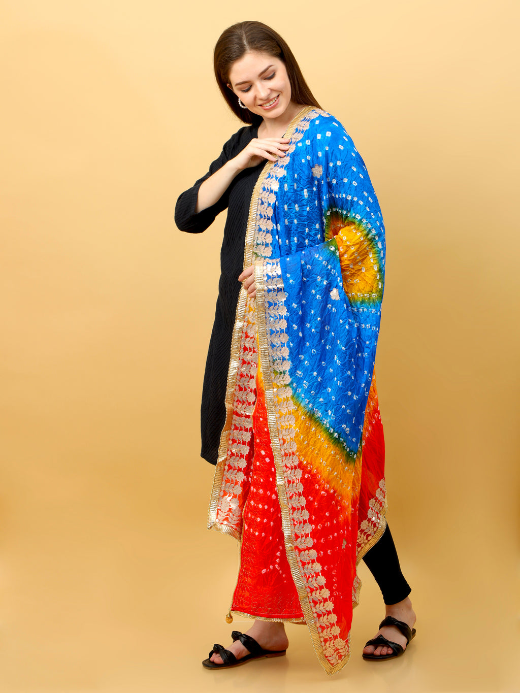 Bandhani Gota Dupatta